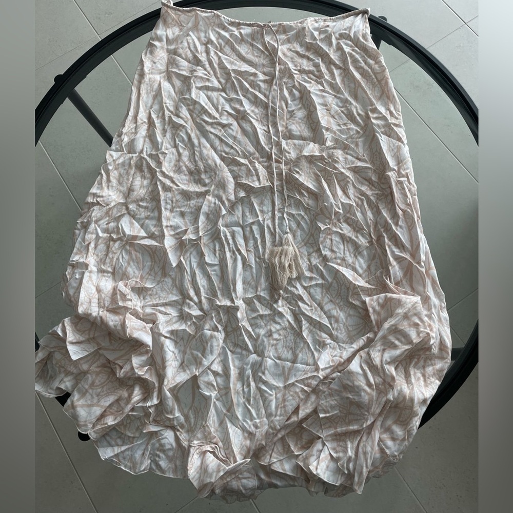 Beautiful skirt INDAH
